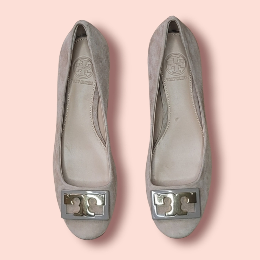 Tory Burch Gigi pumps block heel shoes.